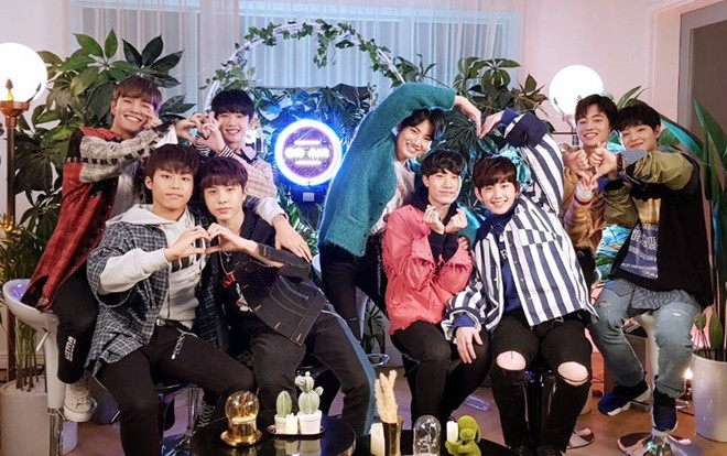 HOT: 2 tân binh khủng long nhà YG quảng bá cùng nhau trong một nhóm lớn Ảnh 2