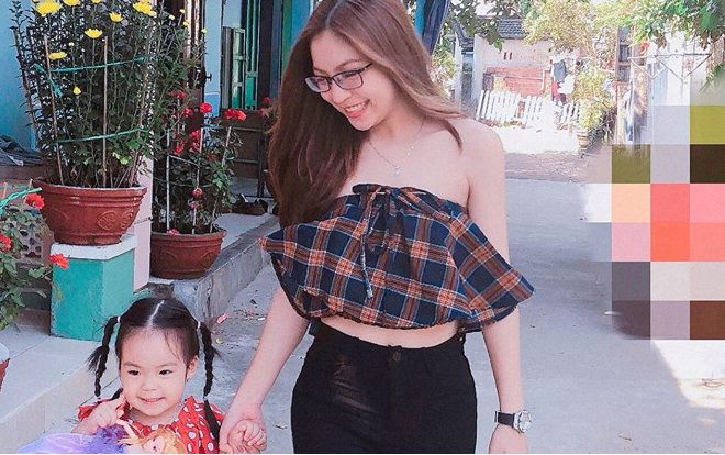 Bạn gái Quang Hải mặc 'trễ vai', lộ mặt 'nọng' sau 3 ngày Tết Ảnh 2