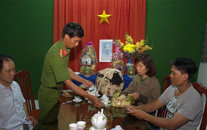 Cái kết ấm lòng của cặp vợ chồng đánh rơi 120 triệu đồng ngày mùng 1 Tết Ảnh 2