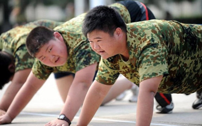 'Trần đời có 1': Trường học 'dọa' sẽ phạt nặng nếu học sinh tăng cân sau dịp ăn Tết Ảnh 2