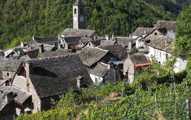 Thị trấn ở Italy tặng 10.000 USD cho người mới đến sinh sống Ảnh 2