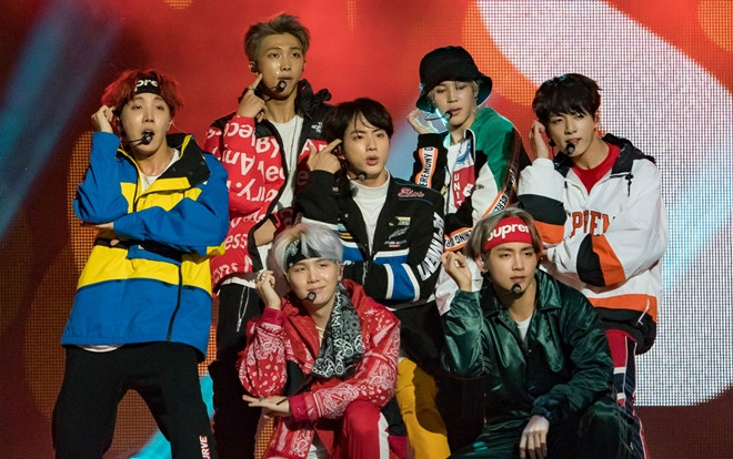 Grammy 2019: BTS sẽ ngồi hàng ghế khách mời cùng với những ngôi sao US-UK nào? Ảnh 2