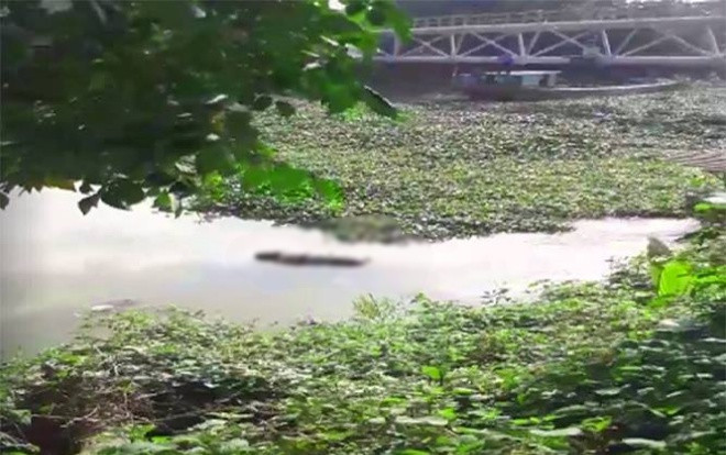 Bàng hoàng phát hiện thi thể nữ giới trôi trên sông không có người thân đến nhận ngày Tết Ảnh 2