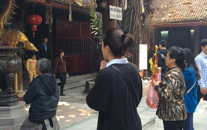 Cô gái trẻ có người yêu trong mơ cứ tưởng nhờ chùa Hà, ai dè là 'cú lừa' hoàn hảo của bạn thân và anh sếp Ảnh 2