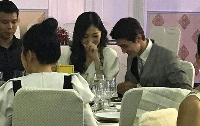 Á hậu Phương Nga và Bình An cười đùa vui vẻ khi ngồi bên cạnh nhau Ảnh 2