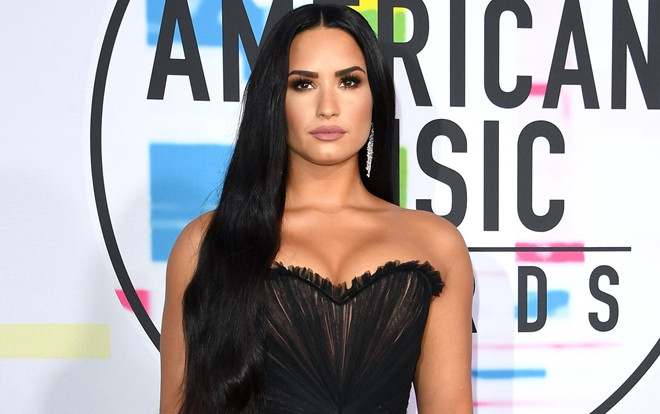 Demi Lovato trở lại trại cai nghiện, suy sụp sau khi dính phải scandal 'vạ miệng'? Ảnh 2