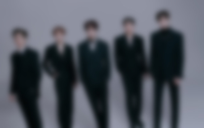 Boygroup gì mà toàn 'tuyệt phẩm nhan sắc' thế này? Ảnh 2