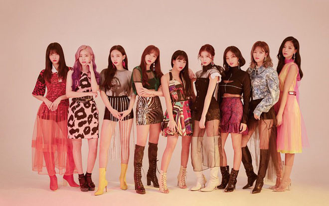 Tạm quên lứa tân binh đi, những 'nữ thần' Twice đã sẵn sàng trở lại đường đua KPop rồi đây! Ảnh 2