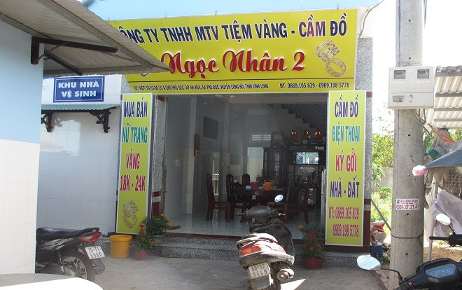 Truy tìm gã 'pê đê' thuê nhà mở tiệm vàng để lừa đảo hàng loạt người dân ở Vĩnh Long Ảnh 2