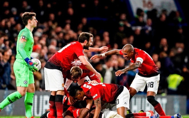 Poga toả sáng rực rỡ, M.U dễ dàng đánh bại Chelsea Ảnh 2