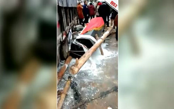 Trung Quốc: Đoàn đưa tang gặp tai nạn bất ngờ, 1 người chết 32 người bị thương Ảnh 2