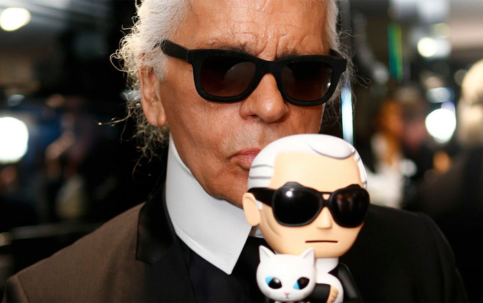 Ít ai biết rằng, nhà thiết kế huyền thoại Karl Lagerfeld cực kỳ ghét selfie, đây chính là lý do tại sao Ảnh 2