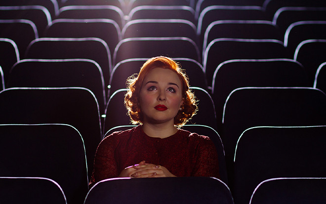 Quên Netflix đi, xem phim rạp một mình mới là nhất! Ảnh 2