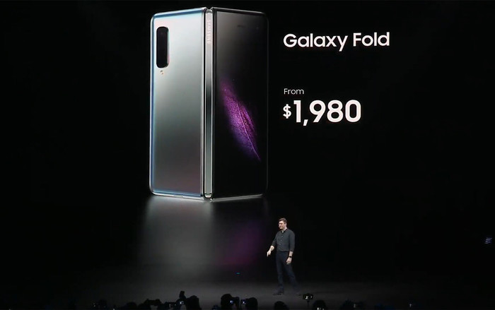 Tại sao điện thoại gập Galaxy Fold của Samsung có giá 1980 USD chứ không phải mức giá nào khác? Ảnh 2