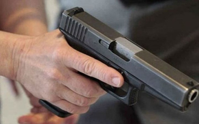 Người đàn ông cầm súng tự chế qua nhà hàng xóm bắn 2 người thương vong trong đêm Ảnh 2