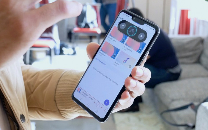LG ra mắt G8 ThinQ và G8s ThinQ: Mở khoá bằng lòng bàn tay, đọc chuyển động tay, quay video xoá phông ấn tượng Ảnh 2