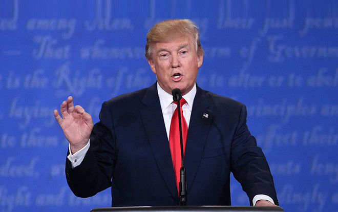 Tiết lộ điều ít ai biết về các bộ suit đắt đỏ của Tổng thống Mỹ Donald Trump Ảnh 2