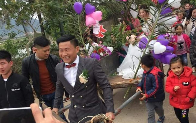 Chú rể rước nàng về dinh bằng xe trâu tự làm khiến cộng đồng mạng thích thú Ảnh 2