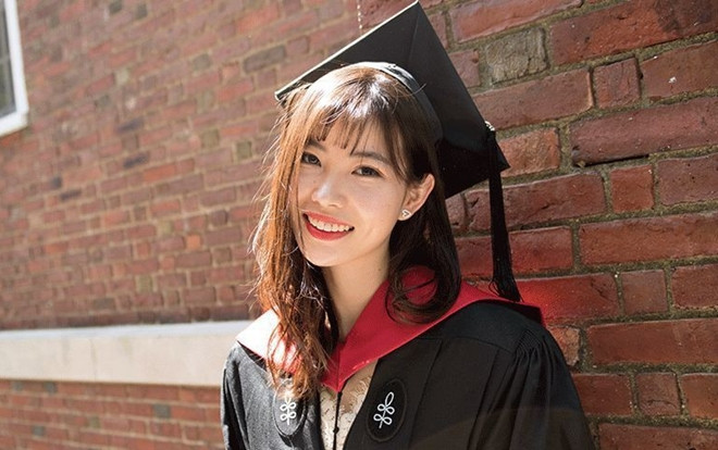 Chuyên trốn học, có thai năm 20 tuổi, cô gái xinh đẹp này vẫn có thành tích khủng và là thạc sĩ trẻ tuổi nhất Havard Ảnh 2