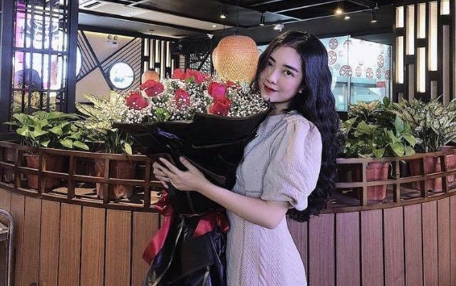 'Người nào đó' nhắn tin tình cảm hứa đưa Hà Trang đi xem phim cả đời, dân mạng lập tức réo tên Đức Chinh Ảnh 2