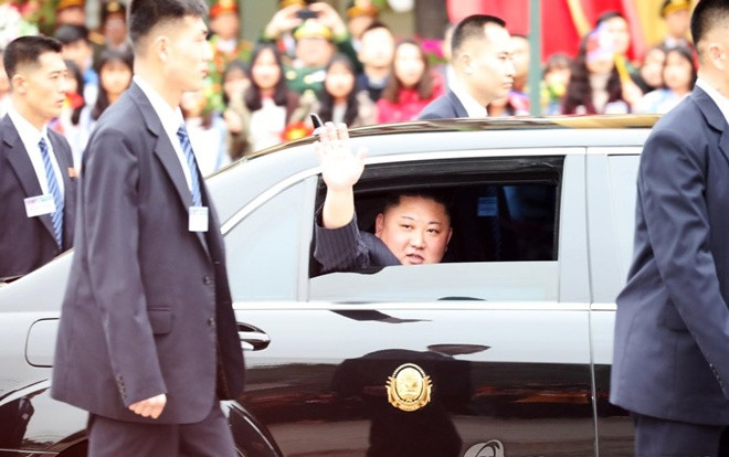 Hình ảnh đầu tiên của Chủ tịch Kim Jong-un ở ga Đồng Đăng Ảnh 2