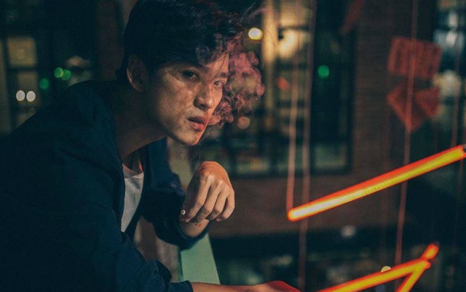 Đôi mắt ngọt ngào, trong veo như sương của chàng Ngạn 'Mắt biếc' khiến chị em điêu đứng Ảnh 2
