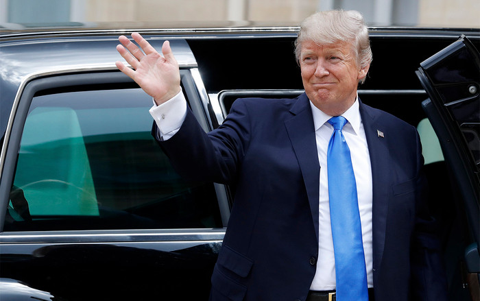 Cận cảnh dàn xe khủng có mặt trong garage xe của Tổng thống Mỹ Donald Trump Ảnh 2