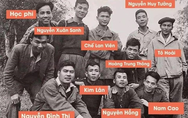 Bức ảnh quy tụ những 'bộ não' kiệt xuất của nền Văn học Việt Nam một thời khiến cư dân mạng thích thú Ảnh 2