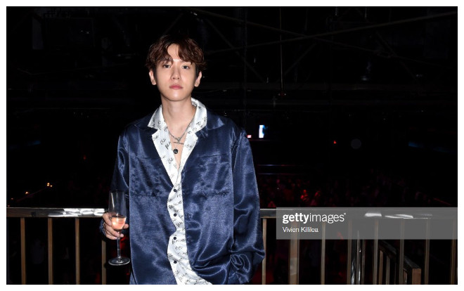 Baekhyun (EXO) mặc pyjama cực bảnh với tư cách giám đốc sáng tạo Privé Ảnh 2