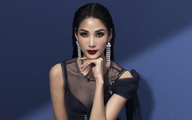 Dù là Á hậu, Hoàng Thuỳ vẫn hóm hỉnh thừa nhận có 'nhiều góc chết' Ảnh 2