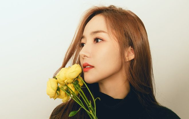 'Thách bạn không đổ': Ngắm loạt ảnh mới đẹp 'rụng rời' của Park Min Young đi rồi hãy trả lời nhé! Ảnh 2