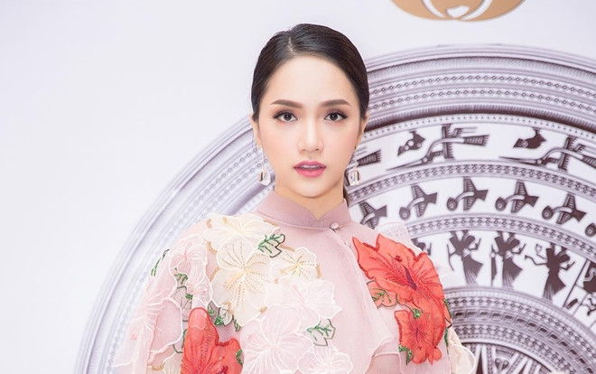 Lọt top '50 phụ nữ ảnh hưởng nhất Việt Nam', Hương Giang khiêm tốn chia sẻ: 'Em thấy mình quá nhỏ bé' Ảnh 2