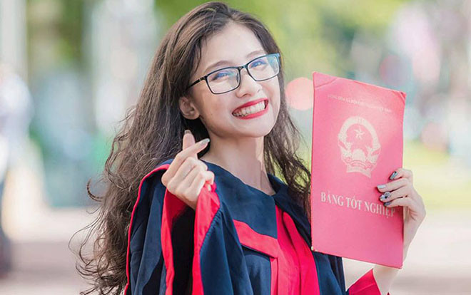 Cô giáo thực tập Văn nhảy cover nhạc Blackpink điêu luyện, nhan sắc thật lại càng gây trầm trồ Ảnh 2