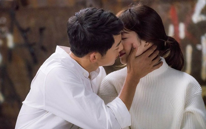 Vừa trở về Hàn Quốc, Song Joong Ki đã vội vã về nhà ngay để gặp bà xã? Ảnh 2