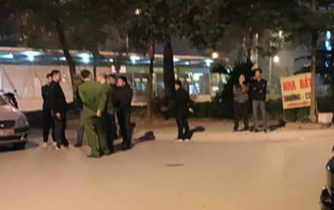 Giữa Hà Nội nhóm giang hồ nổ súng đòi tiền bảo kê quán Ảnh 2