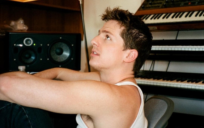 Nghe tin Charlie Puth rục rịch quay lại với album mới, Netizen hoang mang không biết nên bình tĩnh hay hốt hoảng? Ảnh 2
