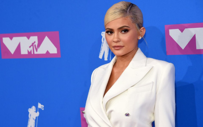 Chóng mặt trước cuộc sống xa xỉ của nữ tỷ phú tự thân trẻ nhất thế giới Kylie Jenner Ảnh 2