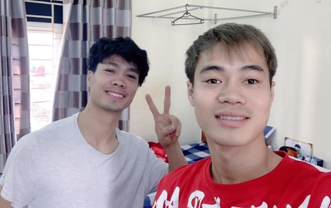 Những người hùng AFF Cup làm gì khi V.League nghỉ ngơi? Ảnh 2