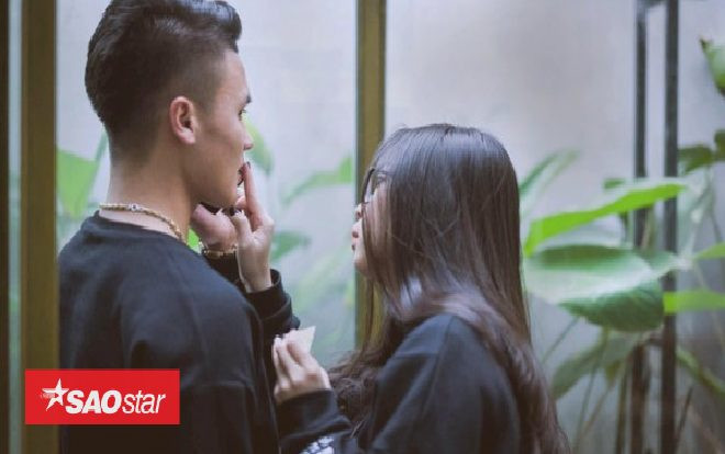 Chuyện tình yêu đẹp như thước phim của Quang Hải và Nhật Lê Ảnh 2
