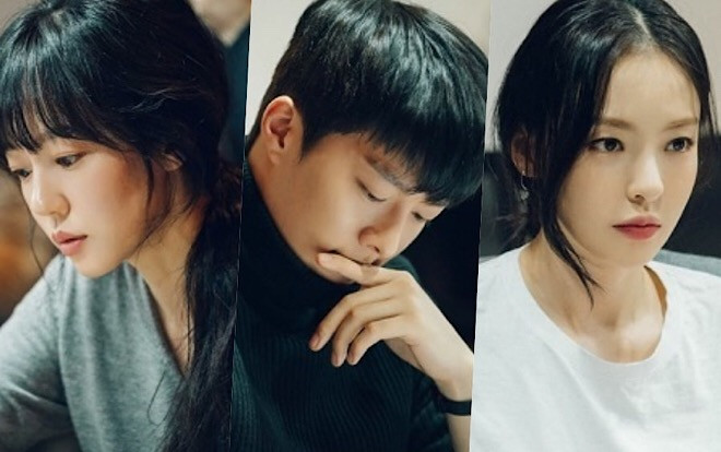 Đọc kịch bản 'WWW': Lee Da Hee quyến rũ, Im Soo Jung mộc mạc đẹp đôi bên Jang Ki Yong dù hơn 13 tuổi Ảnh 2