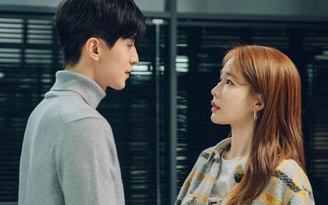 Những lý do Lee Dong-wook và Yoo In-na trở thành cặp đôi mà ai cũng đều mong ước trong 'Chạm vào tim em' Ảnh 2