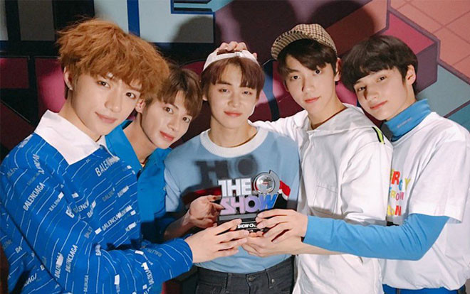 Chiến thắng (G)I-DLE boygroup 'em trai' của BTS - TXT mang về chiếc cúp đầu tiên trong sự nghiệp Ảnh 2