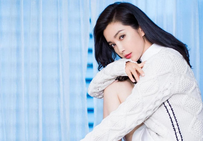 Thời còn đen nhẻm của Nhã Phương, Ngọc Trinh, Phạm Băng Băng, Địch Lệ Nhiệt Ba Ảnh 11