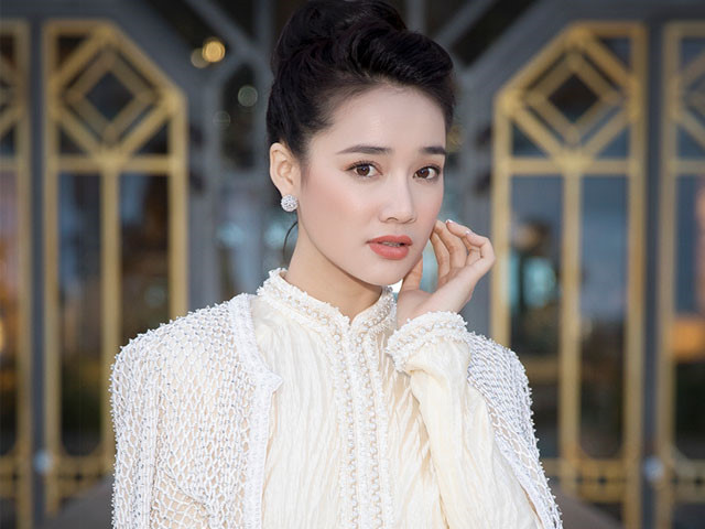 Thời còn đen nhẻm của Nhã Phương, Ngọc Trinh, Phạm Băng Băng, Địch Lệ Nhiệt Ba Ảnh 20