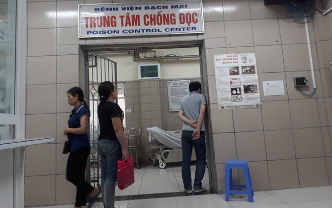 6 học sinh Hà Nội nhập viện cấp cứu do uống nhầm thuốc diệt chuột nhặt ở ven đường Ảnh 2