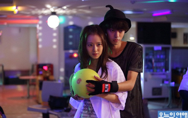 'Bão like' ảnh Jung Joon Young, Moon Chae Won bị xem là nạn nhân trong clip 'nóng' ở phòng chat Ảnh 2