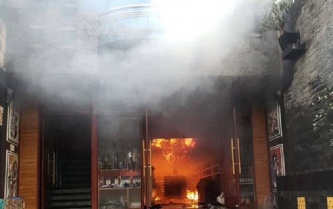 Cháy kinh hoàng ở Hải Phòng khiến 4 người mắc kẹt, một người thiệt mạng Ảnh 2