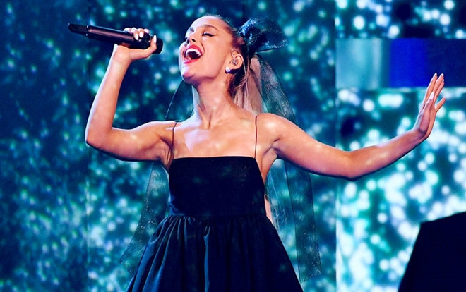 8 ca khúc không phải ai cũng biết của Ariana Grande: Nghe thử và bạn sẽ ước được biết 'tiểu diva' sớm hơn Ảnh 2