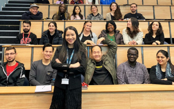 Hành trình trở thành Trưởng khoa Đại học Kinh tế Nam London của cô gái dân tộc Tày Ảnh 2