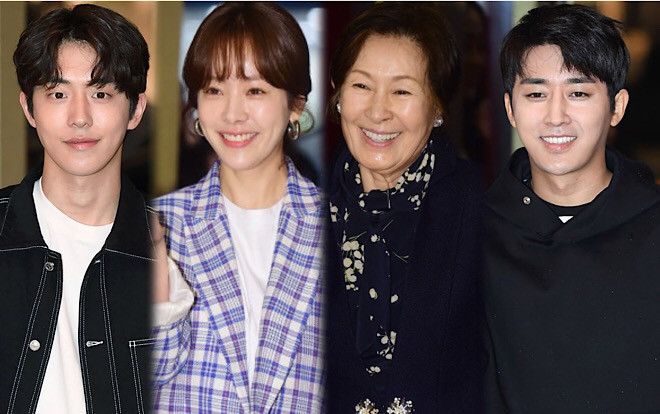 Tiệc liên hoan 'Dazzling': Mặc trời mưa tầm tã, Han Ji Min tươi tắn tụ họp cùng Nam Joo Hyuk - Son Ho Joon Ảnh 2